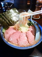 「チャーシューメン+キャベツ」@とんぱた亭 新子安店の写真