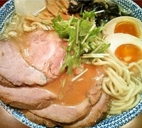 「特製醤油ラーメン（大盛サービス）+チャーシュー+味玉（650円+」@だいろくの写真