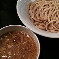 「とろ〜り煮干つけ麺（ゲリラ限定￥750）」@音麺酒家 楽々の写真