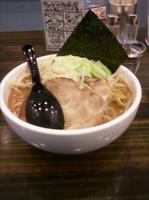 「辛味豚骨」@ちょもらん麺の写真