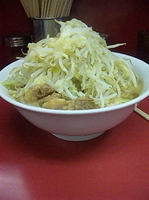 「小豚ラーメン（野菜・ニンニク）」@ラーメン二郎 ひばりヶ丘駅前店の写真