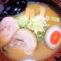 「味噌らぁめん」@爆じゅう餃子 餃点の写真