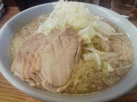 「ブタ入り小ラーメン（ニンニク）」@ラーメン二郎 亀戸店の写真
