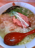 「汐わんたん麺」@麺処 誠信の写真