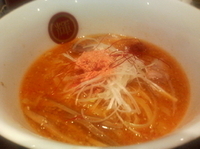 「辛味噌麺（メンバリ）@600エソ」@ラーメン 輝の写真