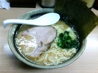 「ラーメンカタメ」@醤丸の写真