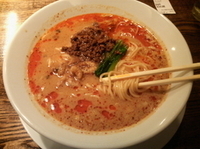「阿吽坦々麺（3辣）、ライスサービス」@四川担担麺 阿吽 湯島店の写真