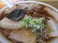 「チャーシューワンタン特大」@支那ラーメン 桂山の写真