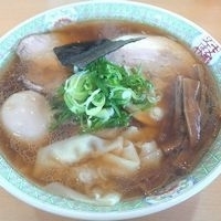 「特ラーメン（期間限定） ￥1000」@支那そば 一力の写真