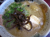 「らーめん+味玉（750円）」@博多長浜らーめん 楓神の写真