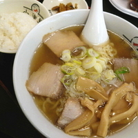 「喜多方ラーメン 330円（春の喜多方ラーメン祭り 特別感謝価格）」@喜多方ラーメン 坂内 汐留シティセンター店の写真
