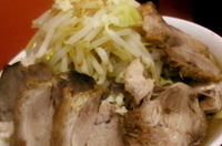 「ラーメン+豚（やさい、にんにく）」@モッコリ豚の写真