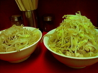 「小ラーメン（野菜・ニンニク）」@ラーメン二郎 ひばりヶ丘駅前店の写真