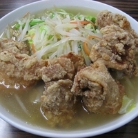 「タンメン（ひもかわ麺）600円+から揚げ入り300円+半ライス1」@手打ちラーメン 足利麺の写真