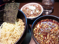 「つけめん（大盛）+ぶたごはん」@参代目 麺屋とらのこの写真