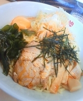 「油そば大盛+生玉子+ネギ+チータンタン」@油そば専門店 笑麺亭の写真