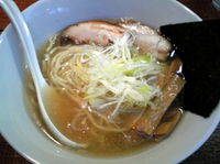 「淡麗塩煮干しそば（700円）」@煮干し 青樹の写真