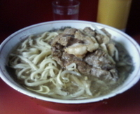 「ぶた入りらーめん カラメ 野菜なし」@ラーメン二郎 三田本店の写真