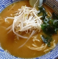 「カレーラーメン」@中華料理 狸小路の写真