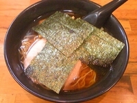 「しょうゆラーメン あっさり」@知ったかぶりのブタの写真