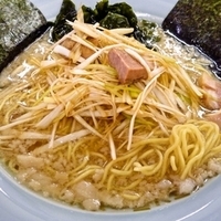 「ネギラーメン（麺硬め アブラ多め）」@ラーメンショップ 稲穂通り店の写真