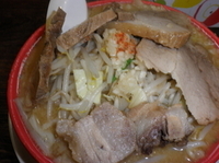 「味噌豚野郎ラーメン（900円）ニンニク」@野郎ラーメン 神田本店の写真