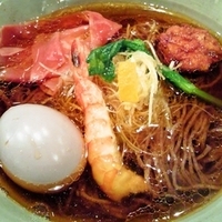 「不動の紅～かおりそば～かおりたまご付き」@麺屋 穂華の写真