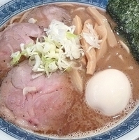 「特製中華そば」@俺の麺 春道の写真