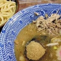 「つけめん+豚ほぐし 1000円」@六厘舎 本店の写真