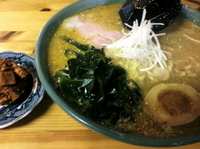 「みそラーメン600円+爆弾200円=800円」@らーめん醤屋の写真