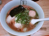 「醤油+半熟玉子」@支那そばや mozoワンダーシティー店の写真