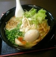 「塩ラーメン+味玉」@鶏坊やの写真