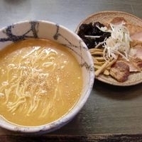 「とろ肉みそらーめん」@風来居 新宿店の写真