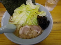 「キャベツラーメンとんこつ醤油味」@らーめん家 せんだい 鶴ヶ峰本店の写真