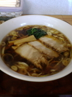 「しょうゆラーメン太麺（ランチセット880円）」@めん食房 彩華の写真