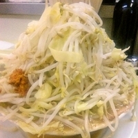 「味噌ラーメン+自家製辛味噌（ヤサイマシマシニンニクマシマシ）75」@ラーメン大 我孫子店の写真