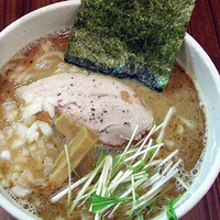 「濃厚中華そば 大（270グラム） 800円」@中華そば 伝堂の写真