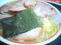 「バター塩ラーメンS+チャーシュー（￥410+￥130=￥540）」@ぎょうざやさんの写真