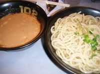 「坦々つけ麺」@つけめん102 大宮店の写真