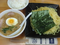 「つけめん（みそ味）+半ライス」@ミッキーズハウスの写真