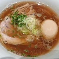 「正油らぁ麺（味付煮玉子トッピング）」@MIST 表参道ヒルズ店の写真