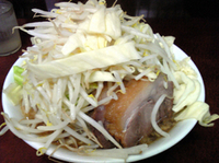 「小ラーメン+つけ味（650+150円）」@ラーメン二郎 めじろ台法政大学前店の写真