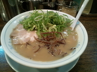 「九州とんこつメロディー+ねぎ」@九州とんこつラーメン メロディー 大宮店の写真