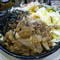 「汁無し野郎（ニンニクマシマシ・アブラ・カレーパウダー） 680円」@野郎ラーメン 神田本店の写真