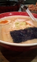 「とんこつらーめん（太麺） [600円]」@みぞのくち野郎の写真