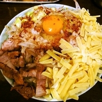 「あえそば（250g） 750円 + チーズ 50円 ×2（ヤサイ」@麺や あかつきの写真