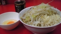 「ラーメン小+ニンニクW+カラメ+生卵」@ドン-キタモトの写真