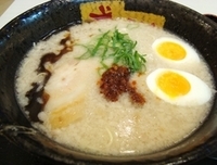 「極丸玉とんこつ 【950円】」@満洲屋が一番 ららぽーと新三郷店の写真