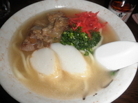 「ソーキそば 「700円」」@沖縄元気料理しーさーずはうすの写真