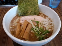 「濃厚中華そば（並）700円」@中華そば 伝堂の写真